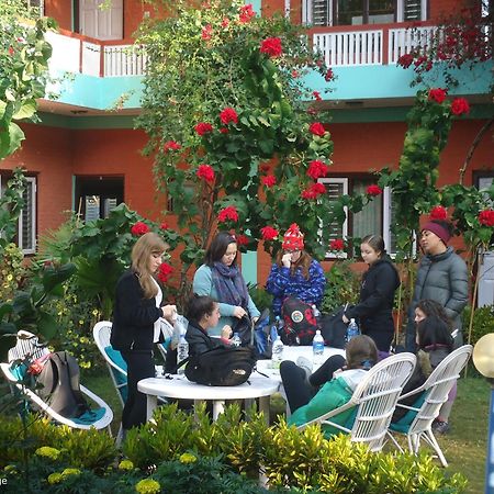 New Pokhara Lodge - Pokhara Lakeside Екстер'єр фото