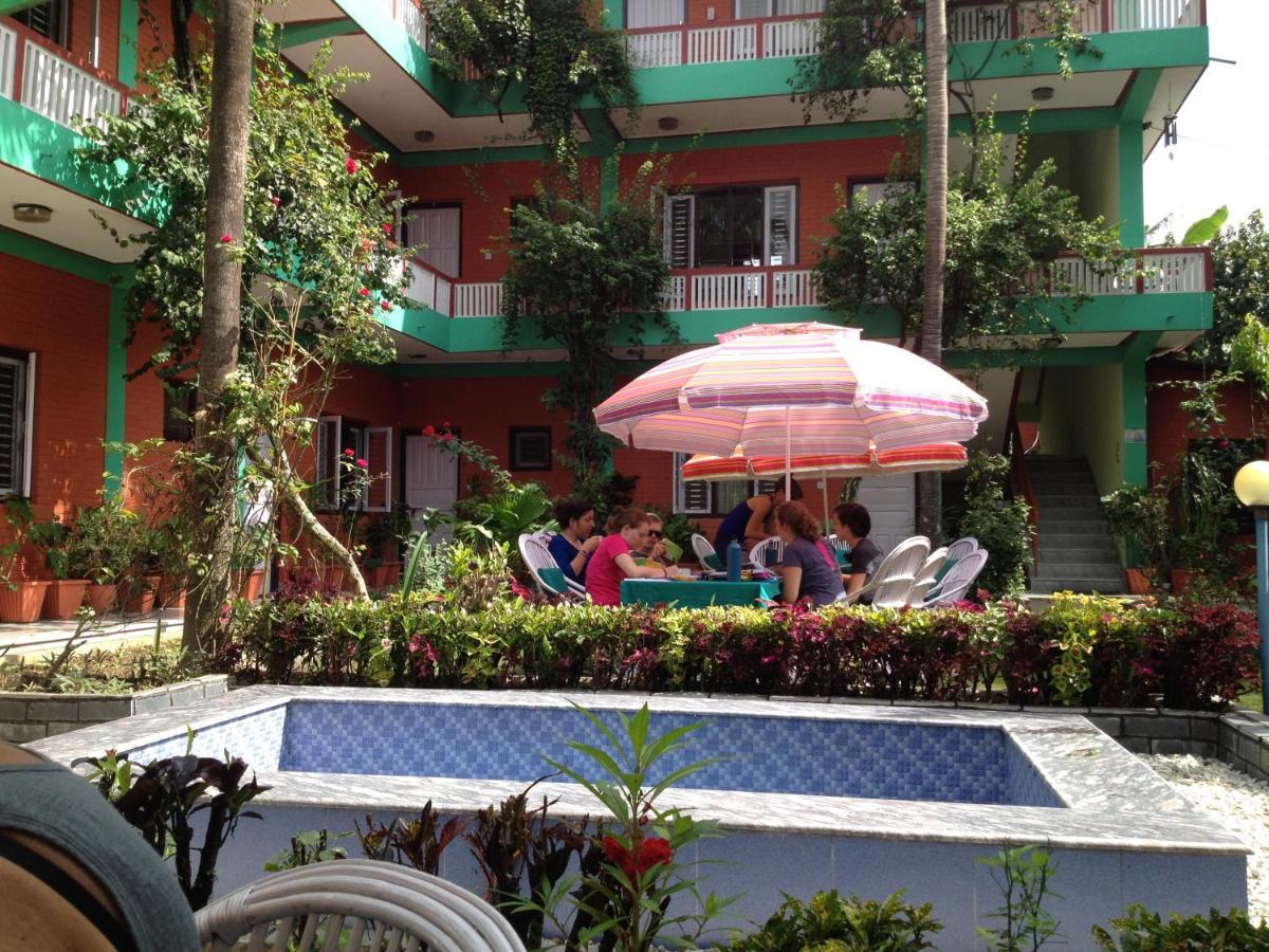 New Pokhara Lodge - Pokhara Lakeside Екстер'єр фото