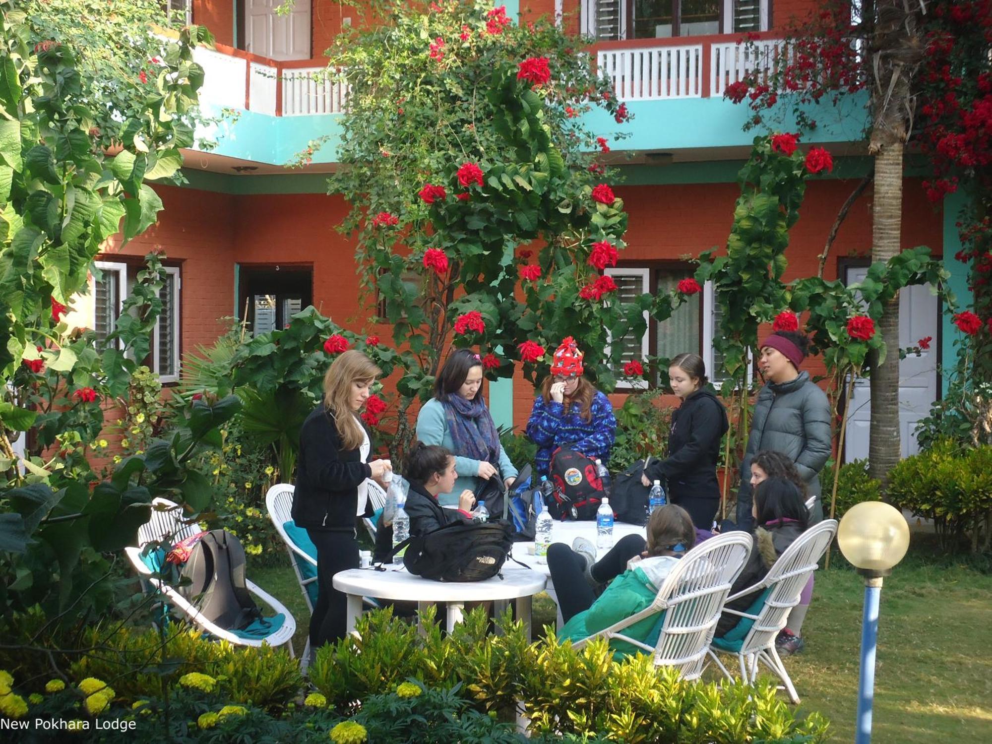 New Pokhara Lodge - Pokhara Lakeside Екстер'єр фото