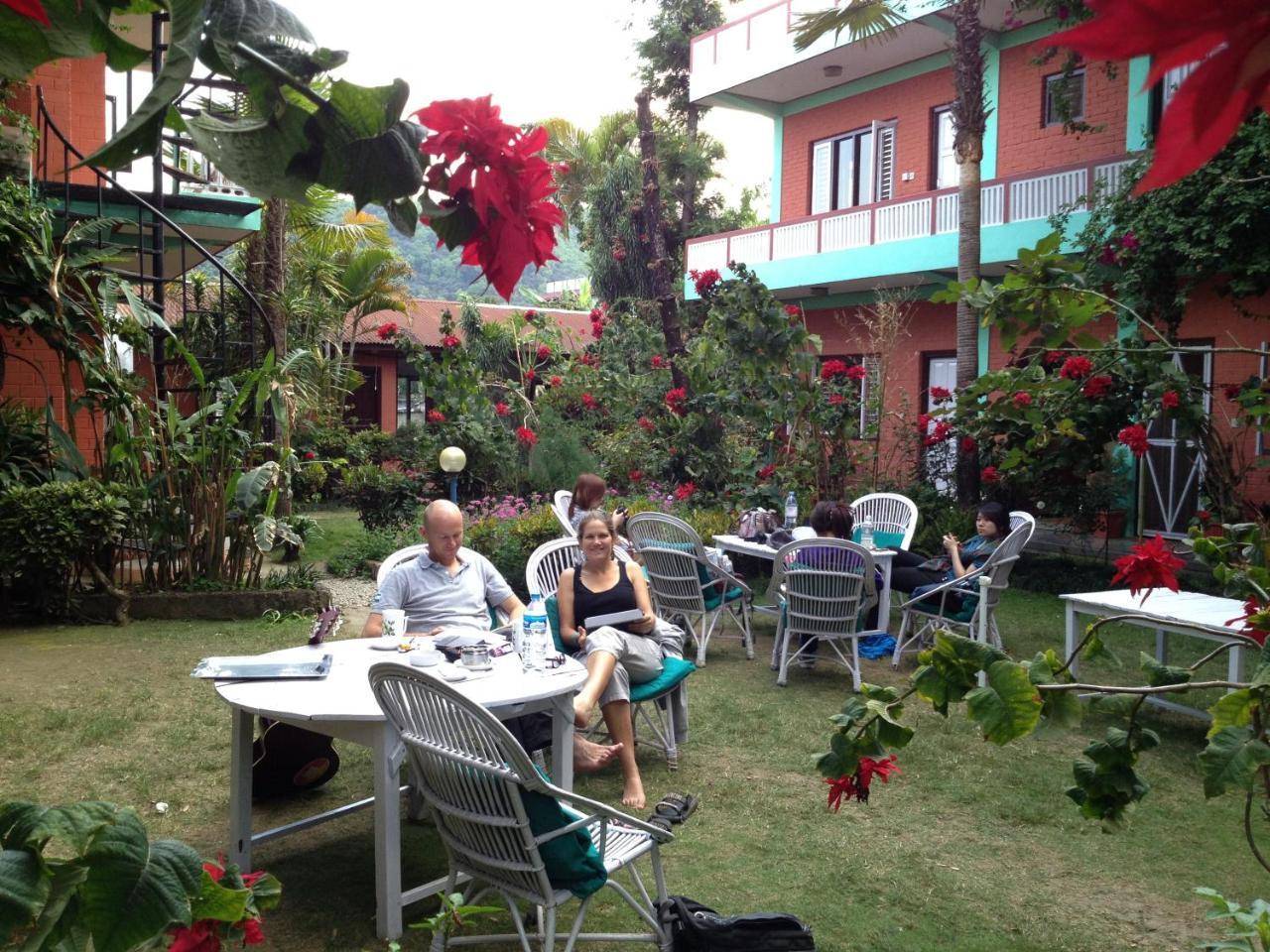 New Pokhara Lodge - Pokhara Lakeside Екстер'єр фото