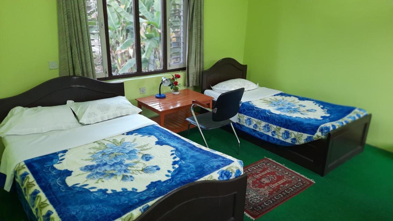 New Pokhara Lodge - Pokhara Lakeside Екстер'єр фото