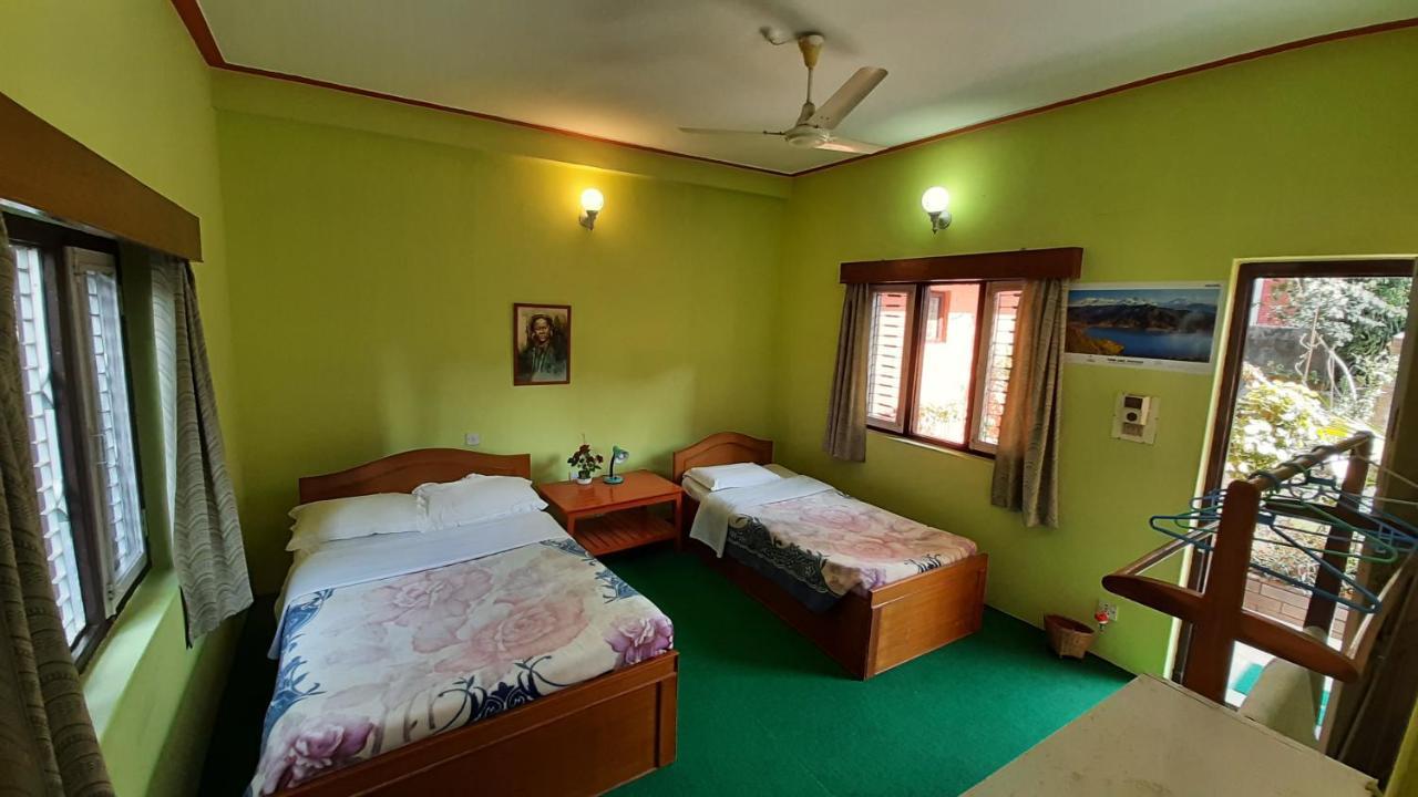 New Pokhara Lodge - Pokhara Lakeside Екстер'єр фото